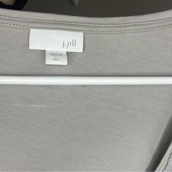 J Jill Gray Lace Overlay with Lining Top 3/4 Sleeves - Picture 3 of 4